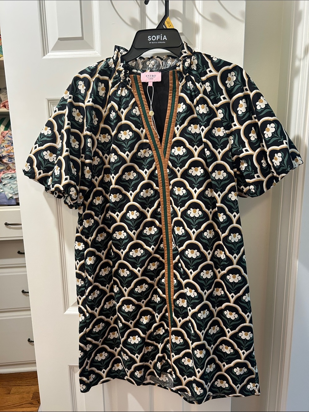 entro Black Floral Geometric Short Sleeve Dress with Tan Trim